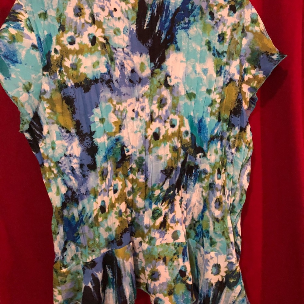 Shirt - Picture 3 of 5